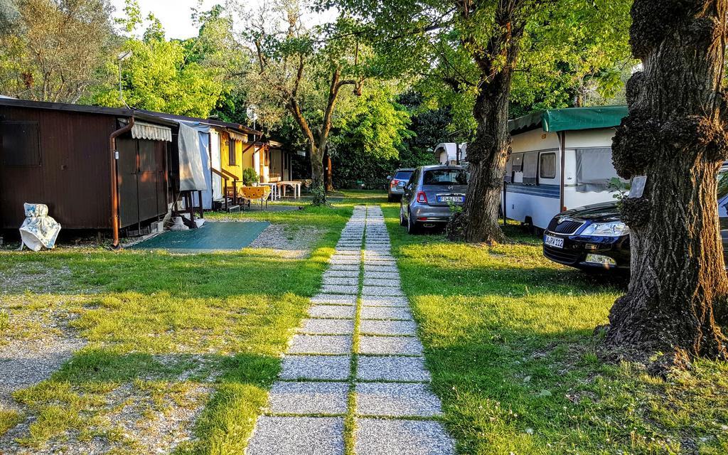 Camping Pilzone Iseo Eksteriør billede